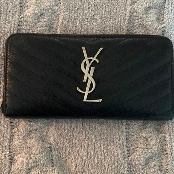 SAINT LAURENT Monogramme Grain de Poudre Zip-Around Wallet - Picture 2 of 8